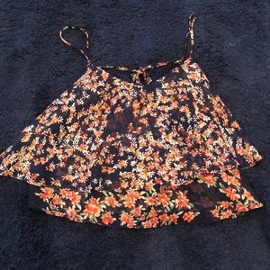 Express flows crop top